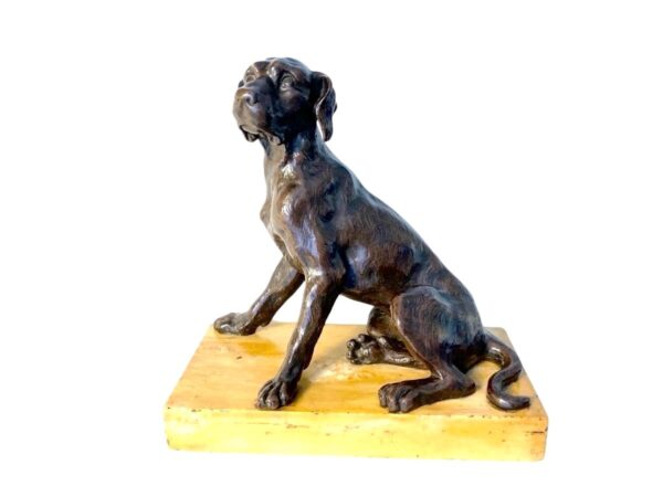 Sculpture En Bronze Représentant Un Chien Assis, Ecole Française Du 19ème