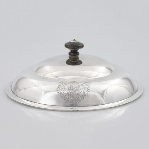 Un plat de service en argent sterling George III, Paul Storr, Londres, 1799