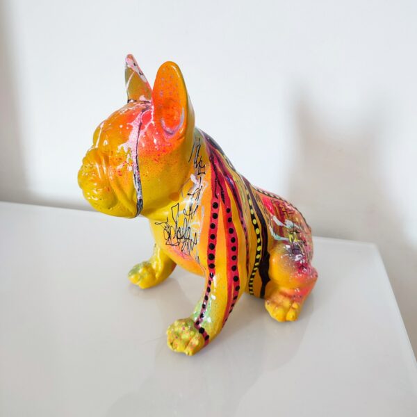 Small dog - Bouledogue