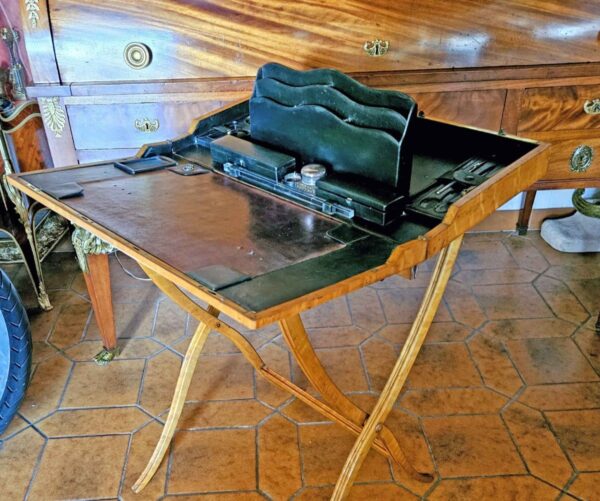 Bureau d'Officier De Campagne Charles X Signé Girardeau Paris